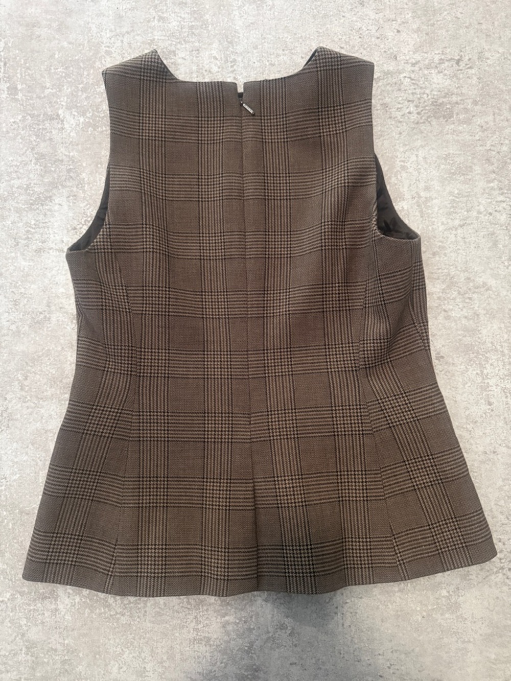 Babaton Aritzia Bellevue Top  TYSON CHK BROWN/TAUP Size 6 - Picture 3 of 4